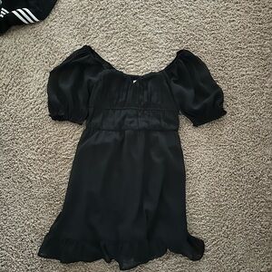 Hollister Black Off-the-Shoulder Puff Sleeve Sundress